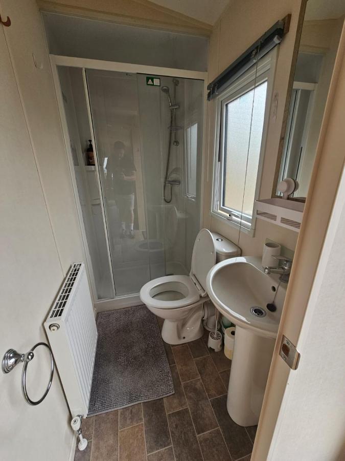 46 Pine Ridge Hotel Poole Eksteriør billede